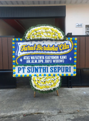 Papan Bunga Duka di Kuala Pesisir
