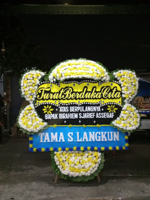 Papan Bunga Duka di Kuala Pesisir